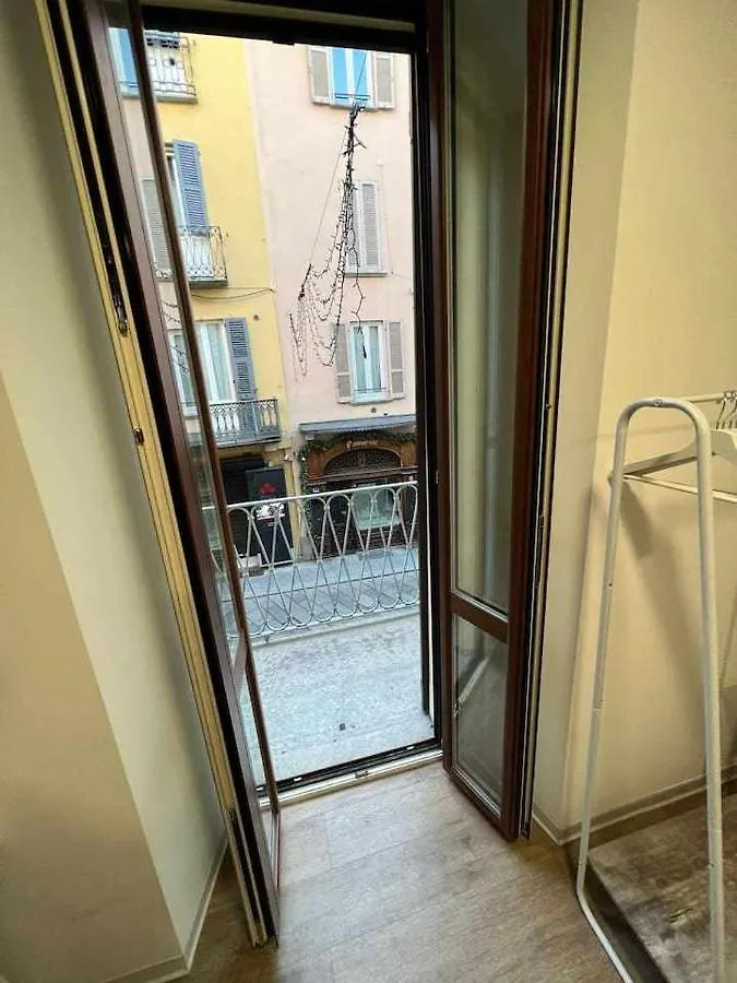 La Stanza Del Manzoni 1 Piano No Ascensore Pavia Italia